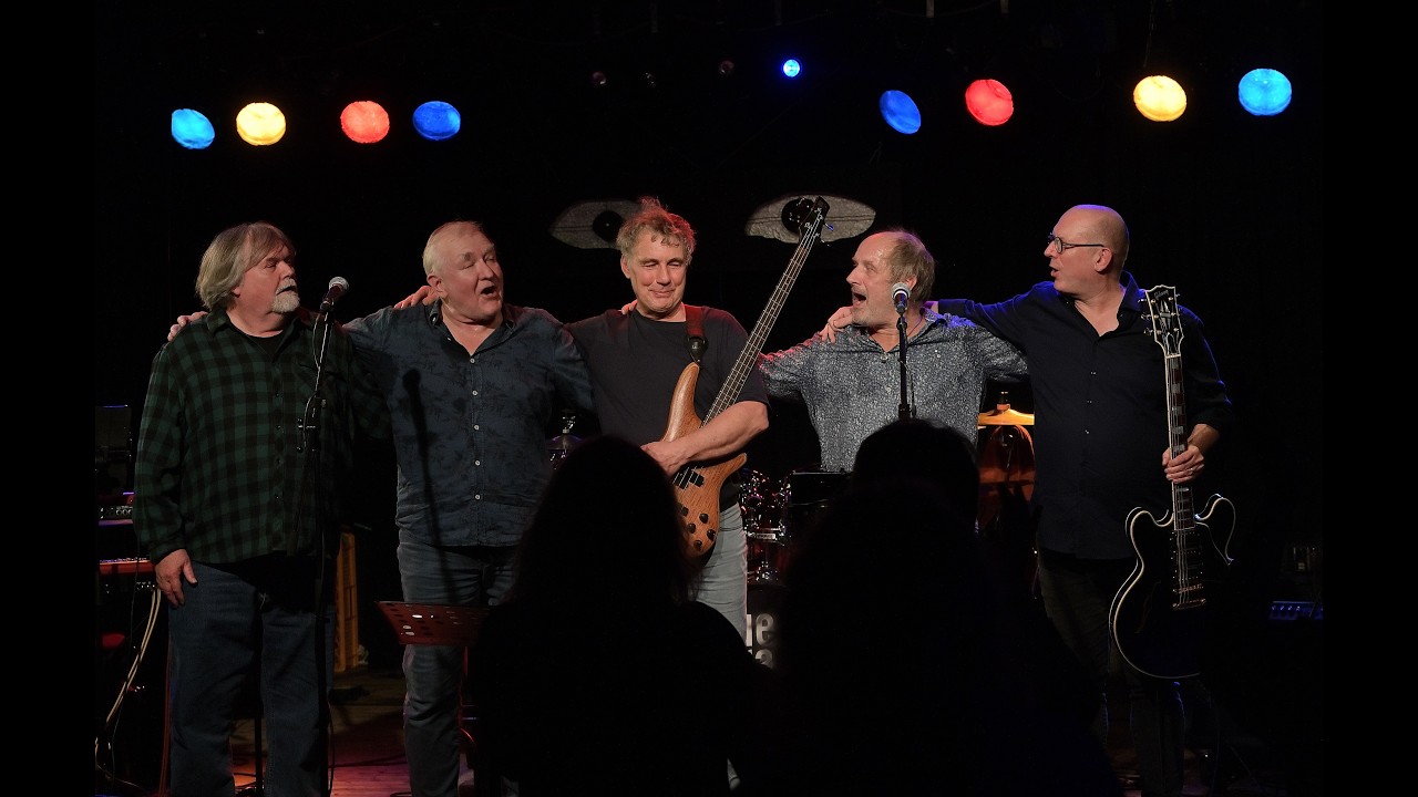 blue traces @ Rheinpfalz in Munich / Feb 2026