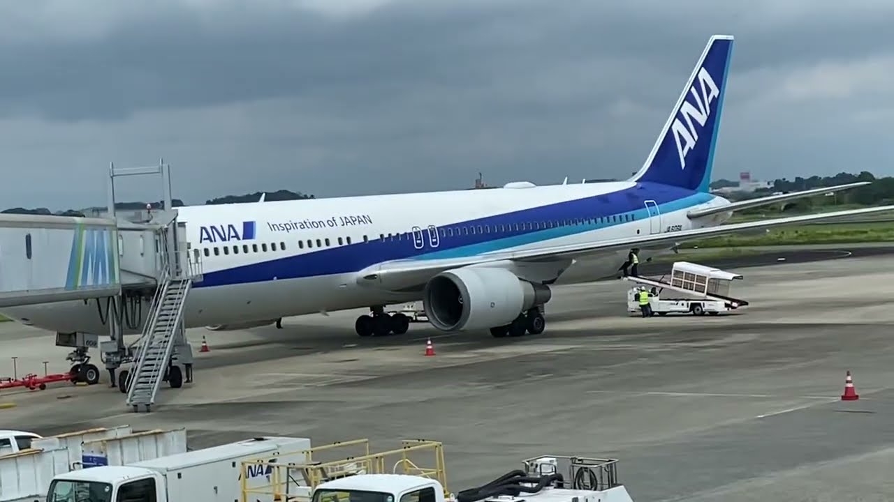 [機窓展望] ANA608便 宮崎→羽田 767-300ER JA609A