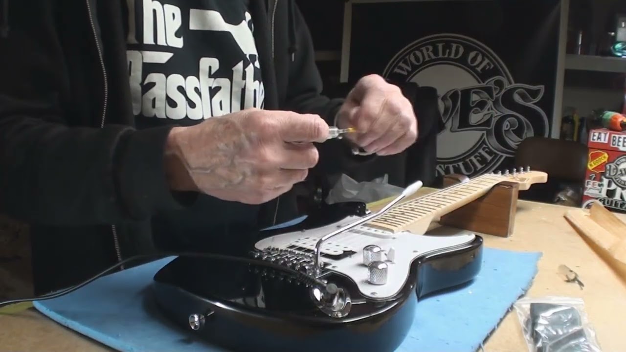Solo ST Style Short Scale Mini Electric Guitar