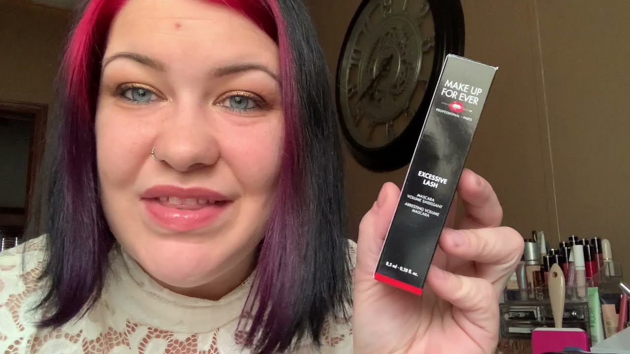 Online Makeup Academy + Artist Kit Unboxing!