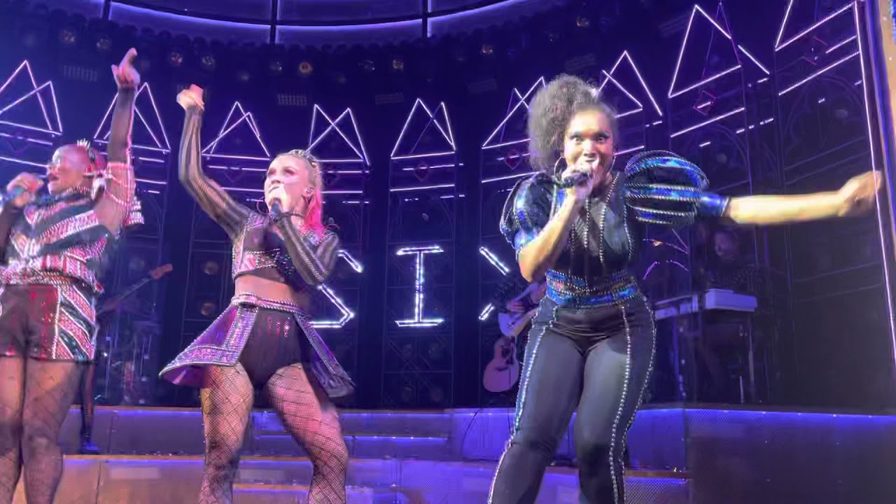Six The Musical Megasix 14/07/21 *LEXI’S FIRST SHOW BACK*