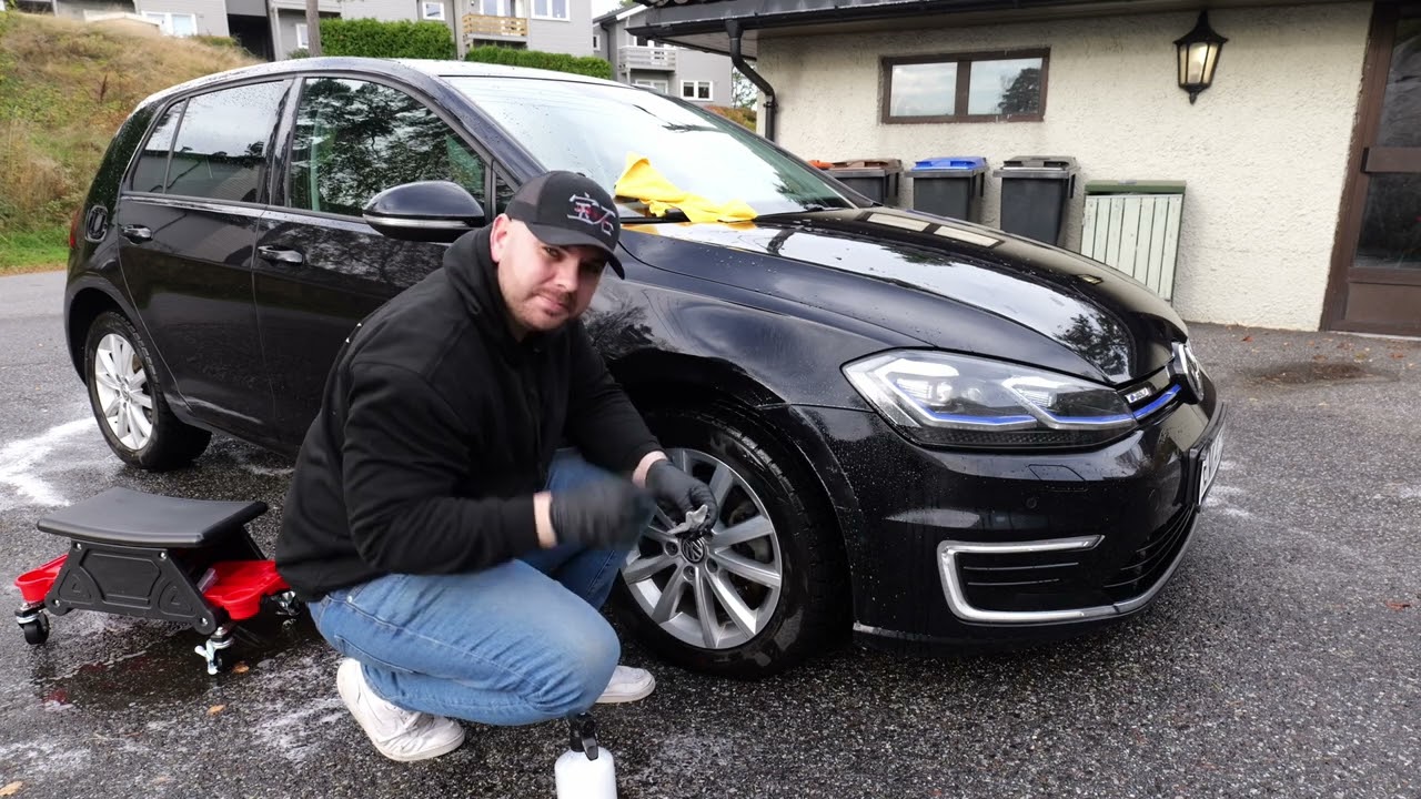 Slik fjerner du store parkeringskader ENKELT og for hånd! Hoseki Clay Bar