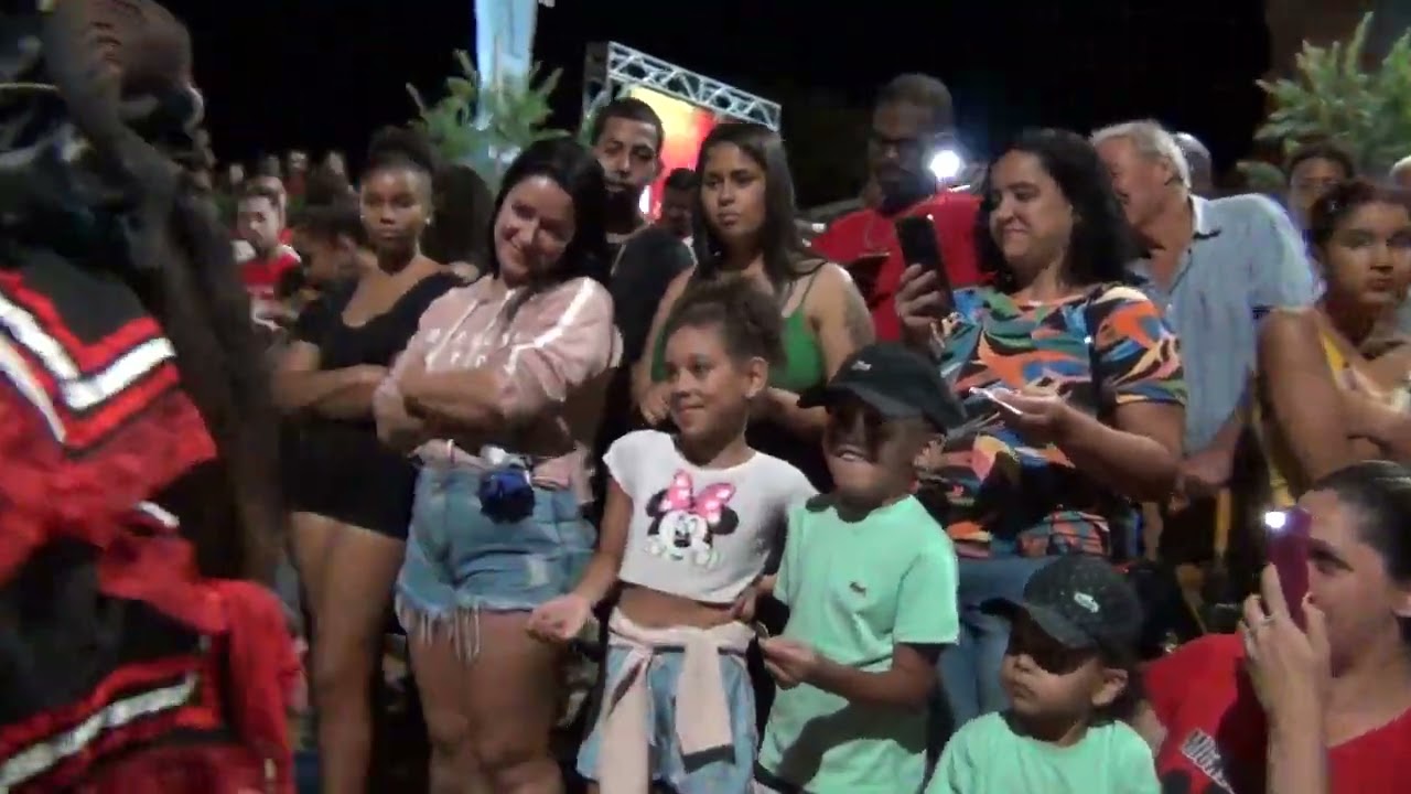 Poeta Savim Modesto brincou na folia Menino Deus de Ribeiro Junqueira no alto da Catedral 25/12/22..