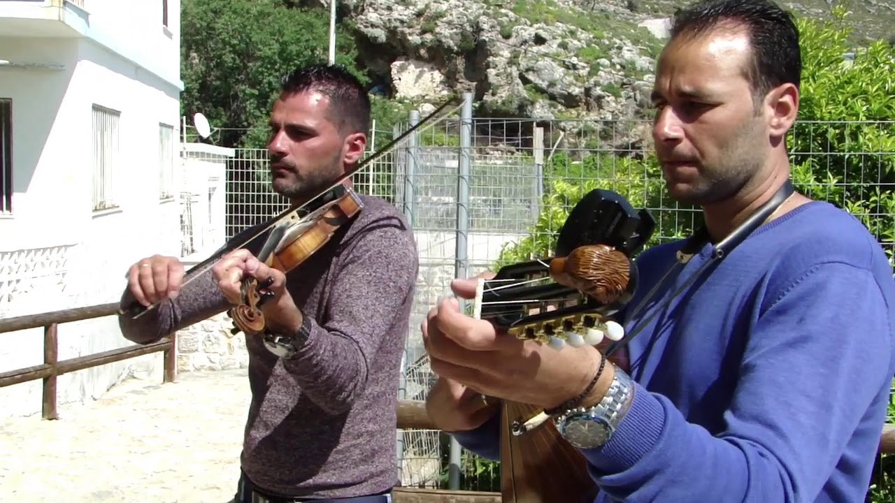 The Kalidonis Brothers: traditional Greek music & dance