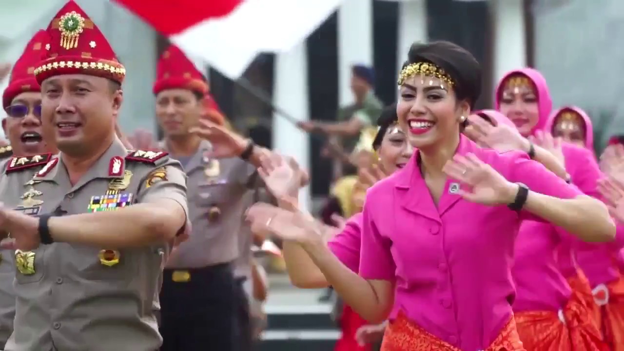 Polda Sumsel Keren : Kolaborasi Gending SWJ dgn Tari Maumere Versi 3 Menit