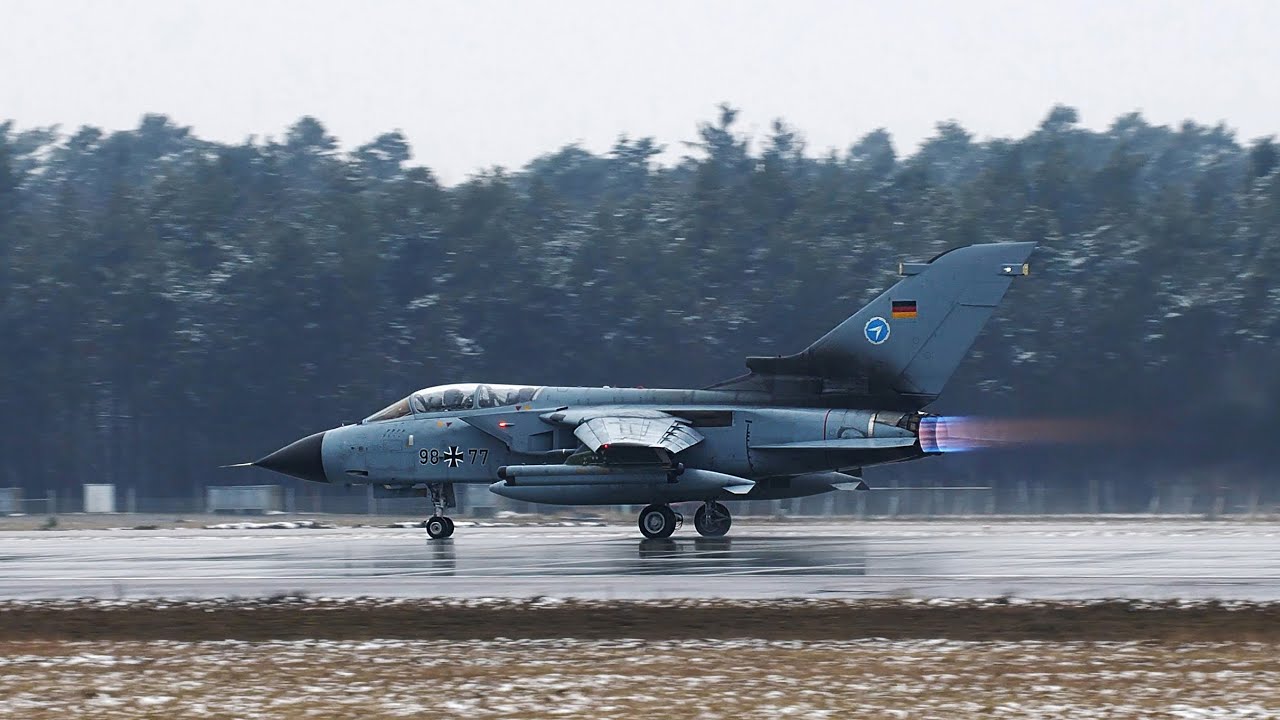 Nachbrenner Takeoff Tornado 98+77 WTD61 am winterlichen Fliegerhorst Manching Februar 2021
