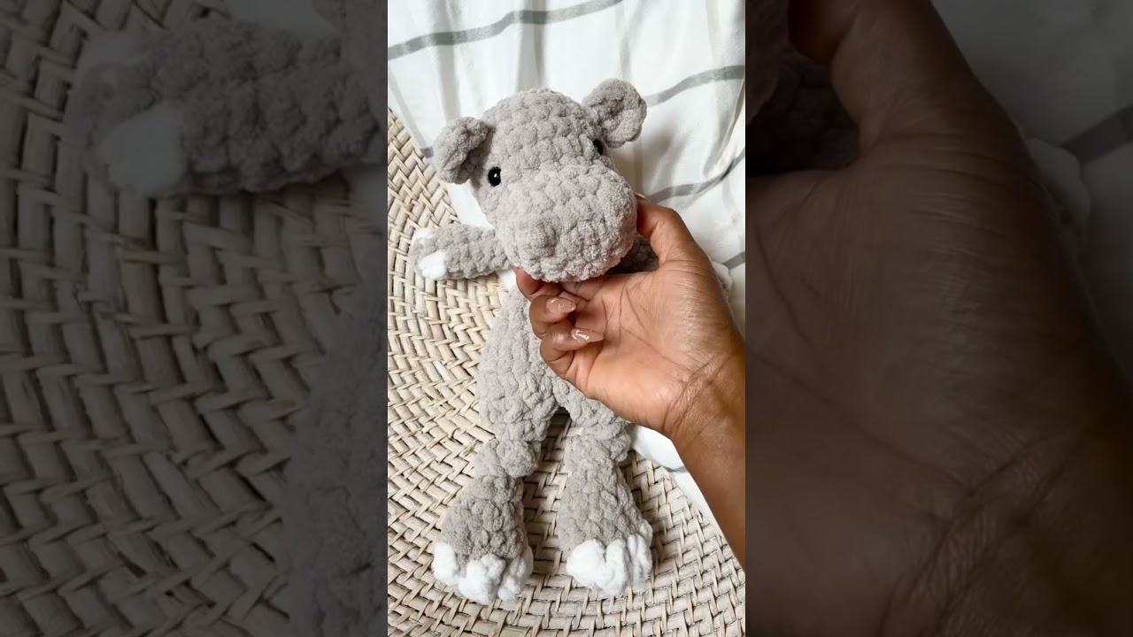 You see how I can&rsquo;t stop buying and making mamamademinis patterns #mamamademinis #crochet