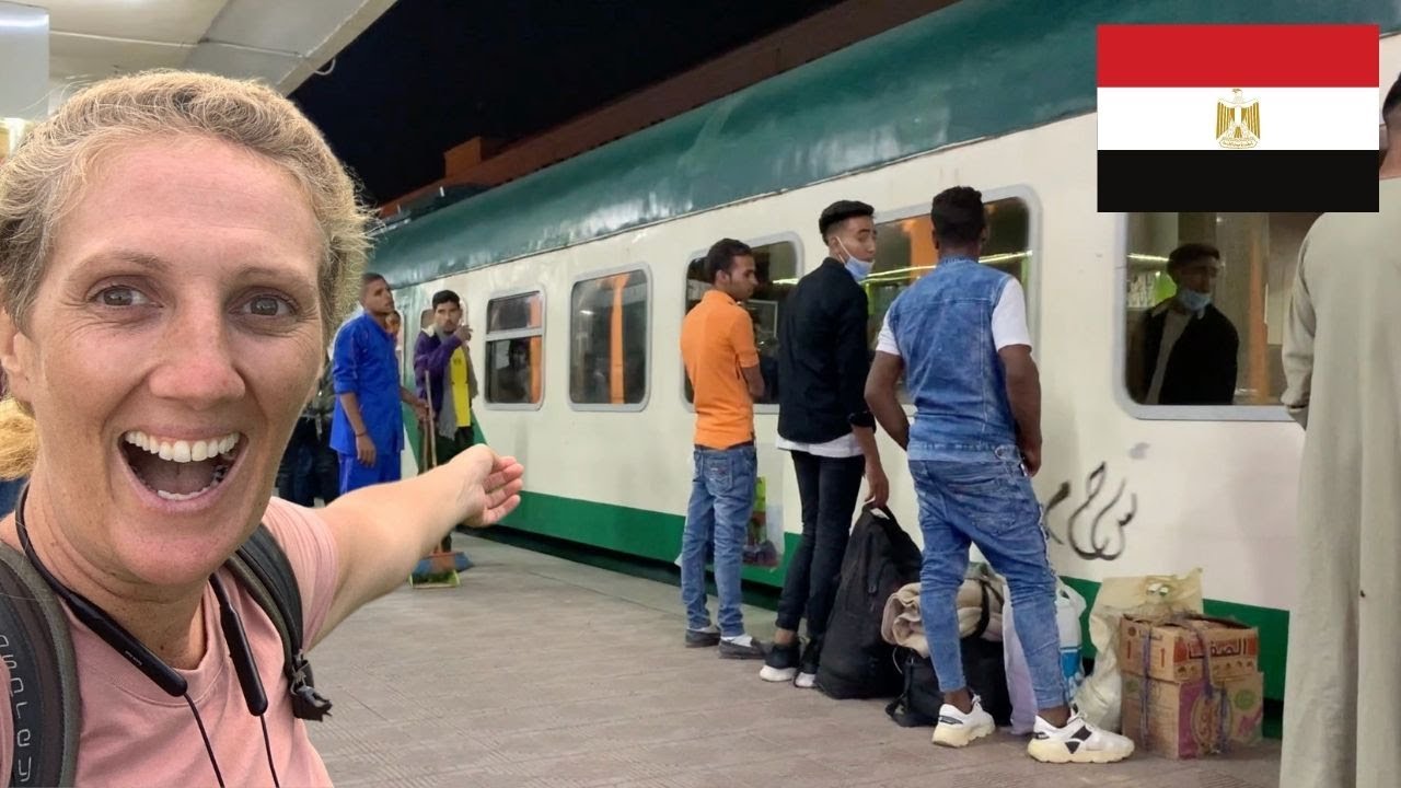 Overnight Train From CAIRO to ASWAN in EGYPT! / آيرلندية على متن القطار الليلي