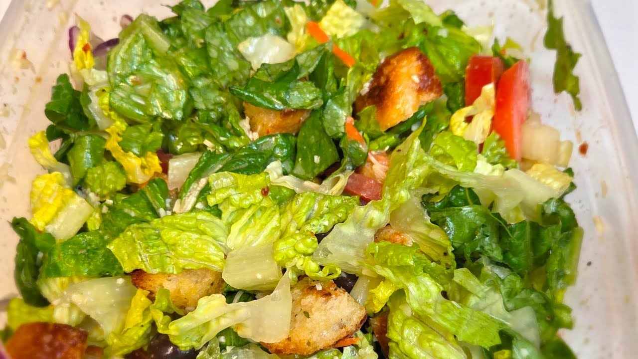 Craving Olive Garden's famous salad and dressing? Now you can make it at home! 🥗 