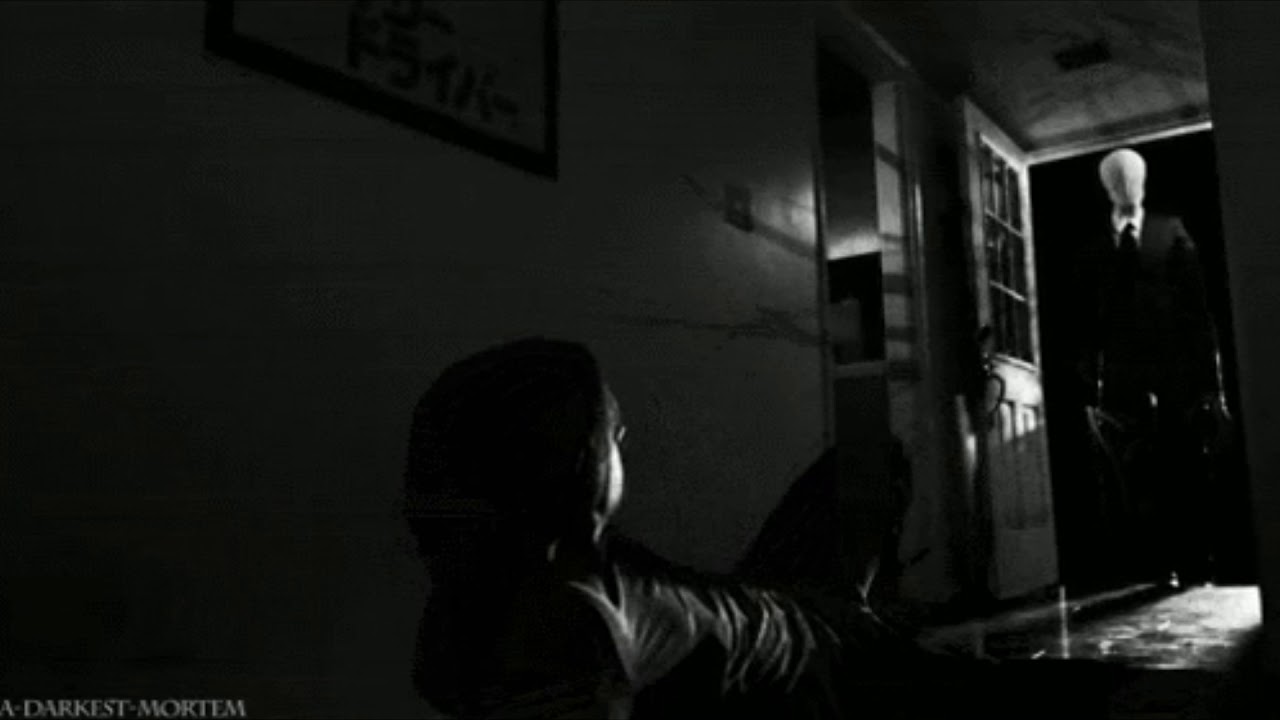 SARXNG & POIZNGZ - bathroom and blade.