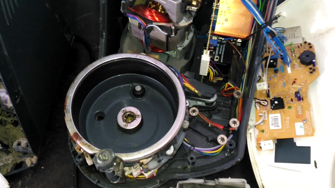 Thermomix TM 21 AVERIADA con mucho ruido,  cambio del motor del ventilador