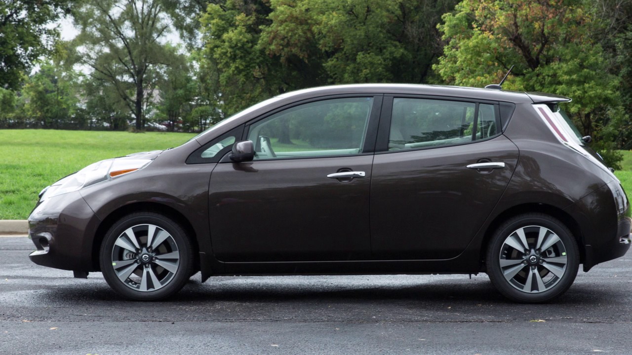 2017 Nissan LEAF - Heater and Air Conditioner with Navigation (if so equipped)