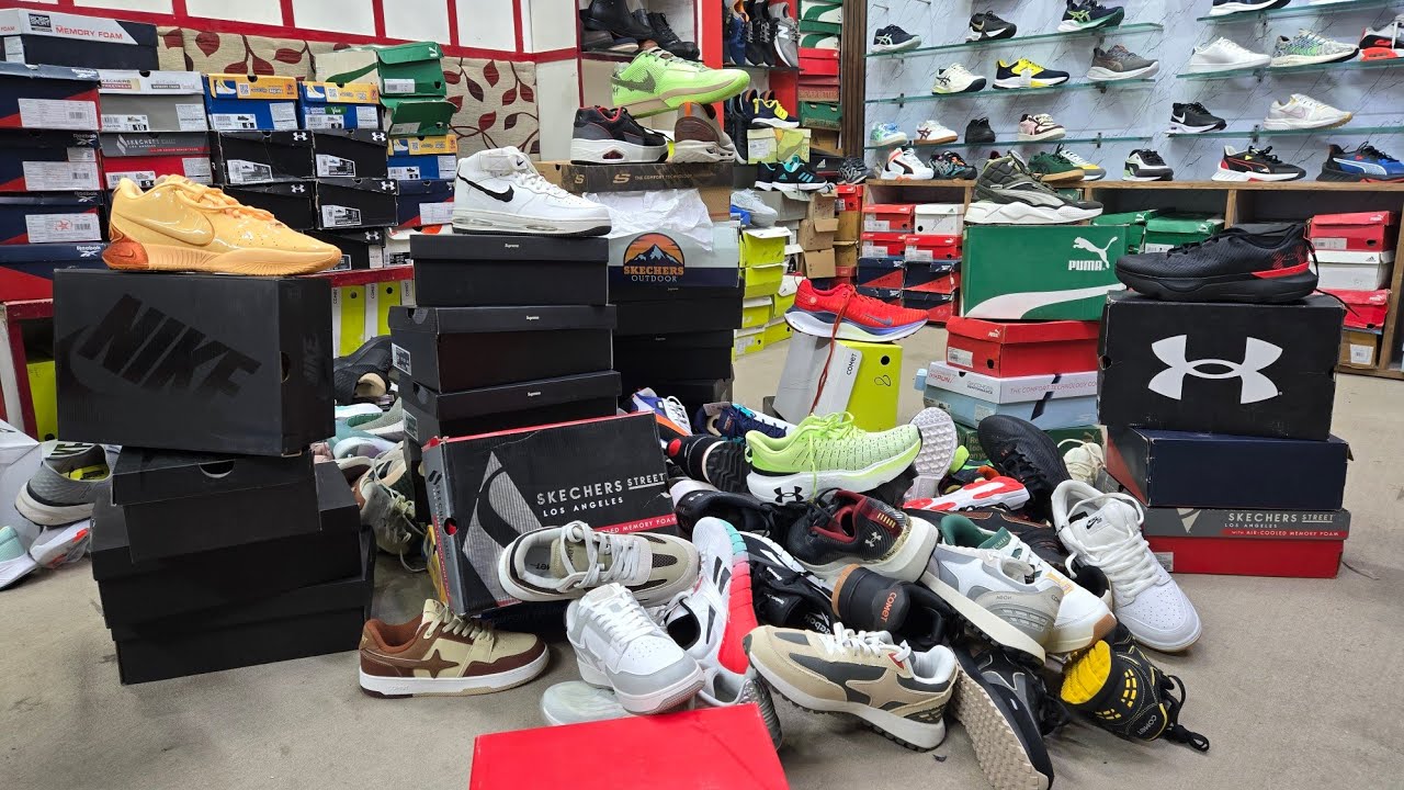 100% original shoes n clothes | Sale corner - Multi brands | Upto 70% off in Retail | Singh at work