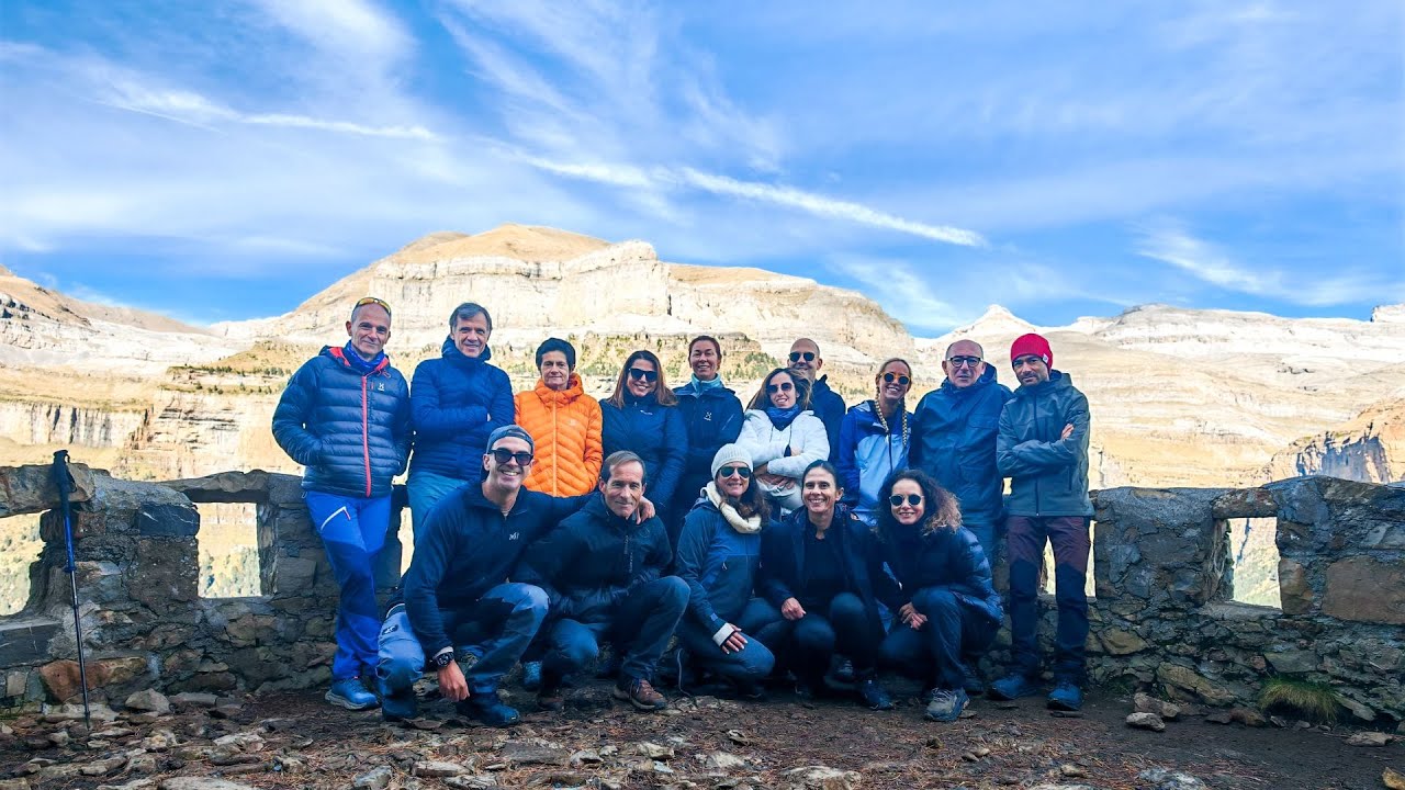 Senda de Los Cazadores, Refugio de Goriz y a La Cola de Caballo