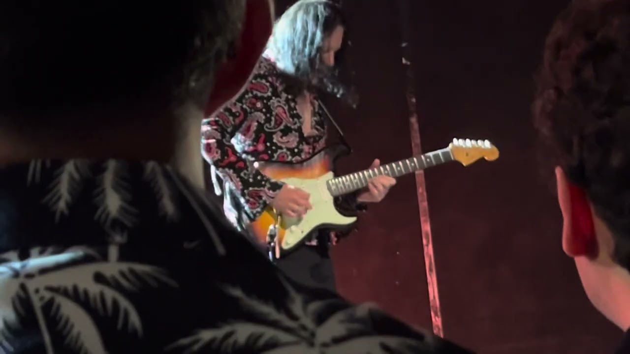 Robben Ford / Chris Minh Doky featuring Ricky Peterson & Keith Carlock - What's in The Phryg