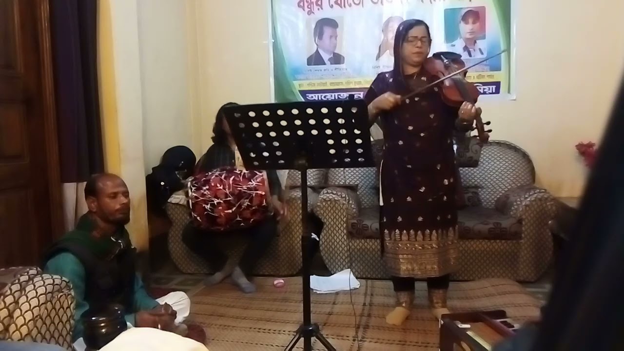 যৌবনের নদীতে প্রেমের জোয়ার এলো সই শিল্পী মিনারা