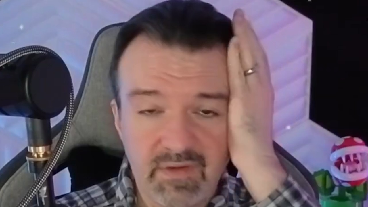 Elderly Streamer DarksydePhil SEETHES during Power Outage