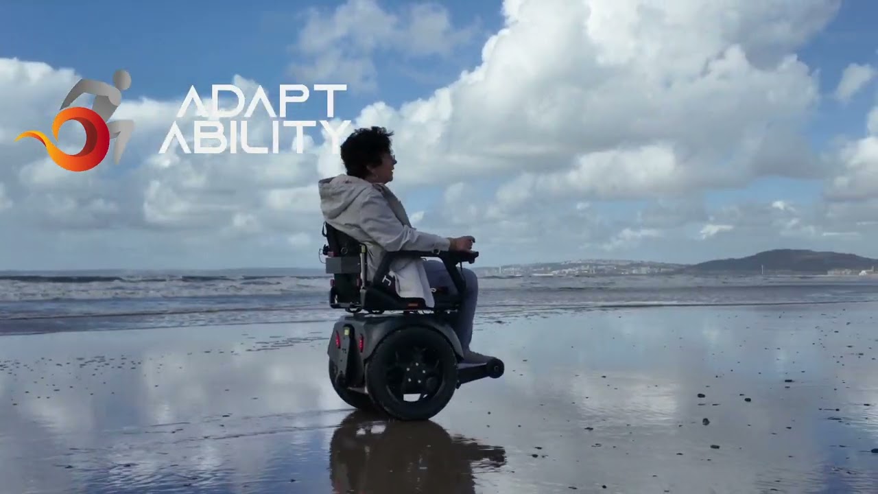 We met up with Helen at Port Talbot beach, where we tested the Hoss on the beach. 