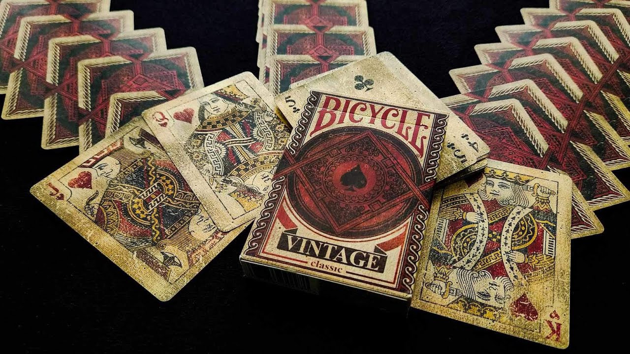 Vintage Classic Playing Cards by Bicycle | Showcase