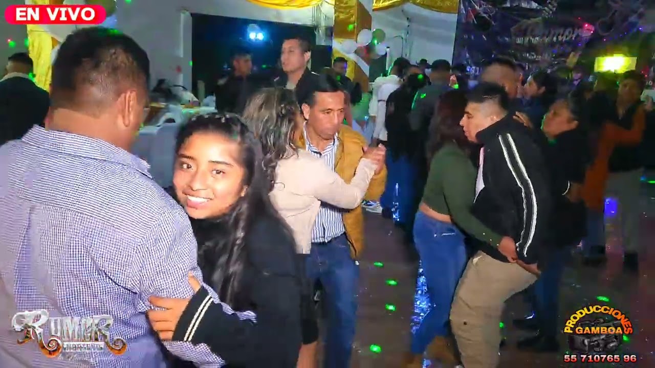 ASI EL AMBIENTAZO EN CUAUTEPEC NORTEÑITAS PEGADORAS  GRUPO RUMOR NORTEÑO 