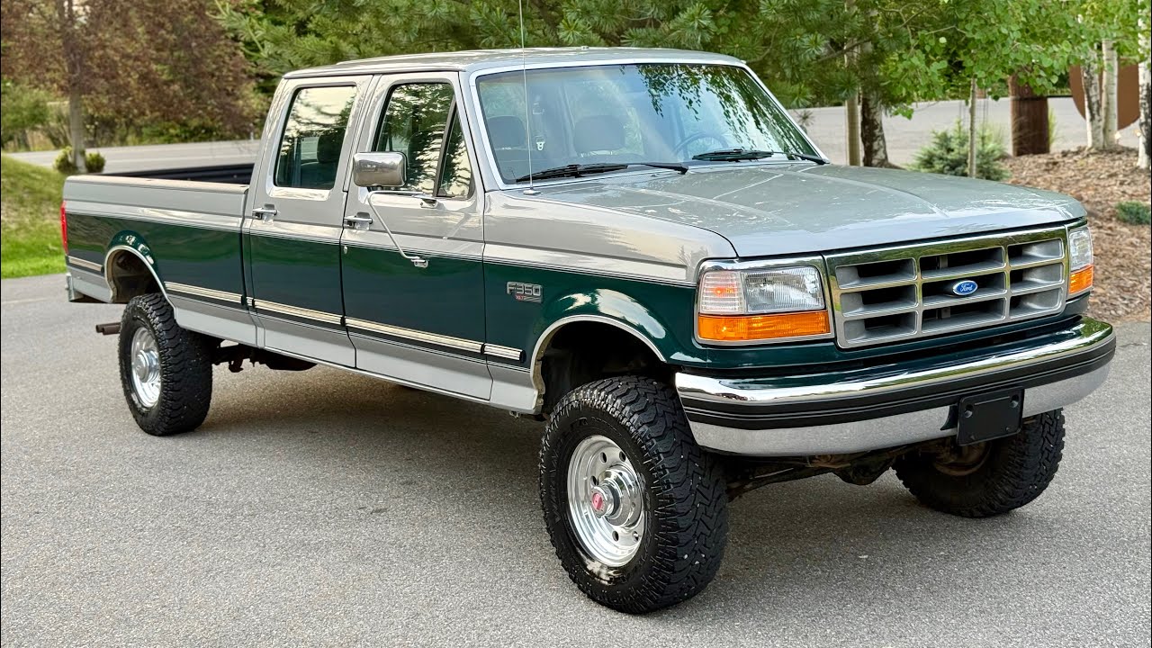 1993 Ford F-350 XLT Crew Cab 7.5L 5-Speed Walk Around and Drive