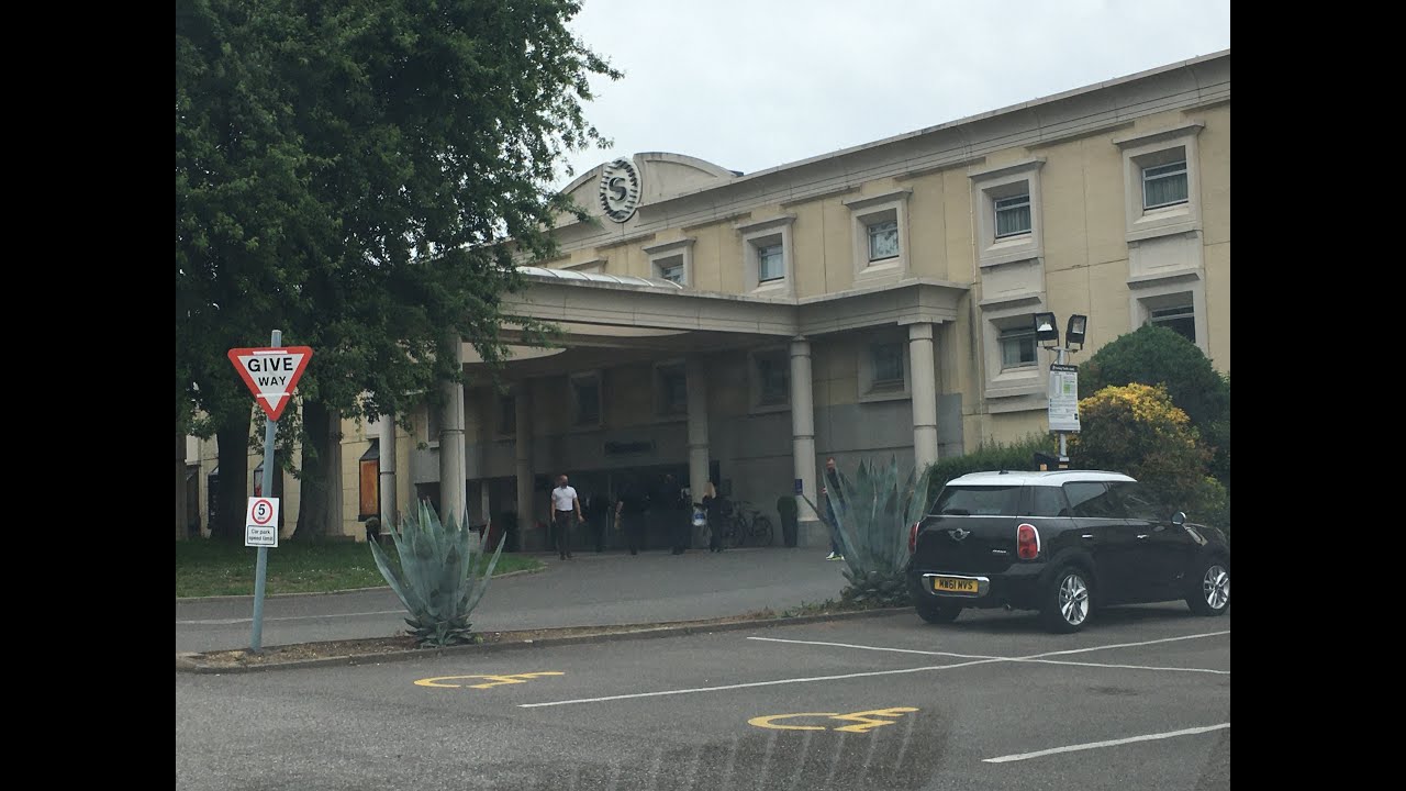 Hotel Experience: The Sheraton Hotel, Heathrow Airport