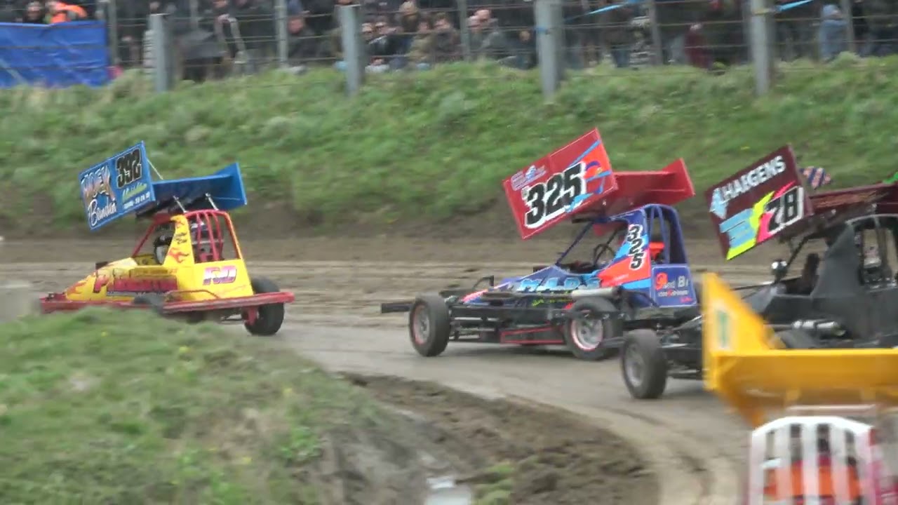 BriscaF2 stockcars Heat 3 Paasmaandag 2023 NAC autocross Kollum - RaRaRacing