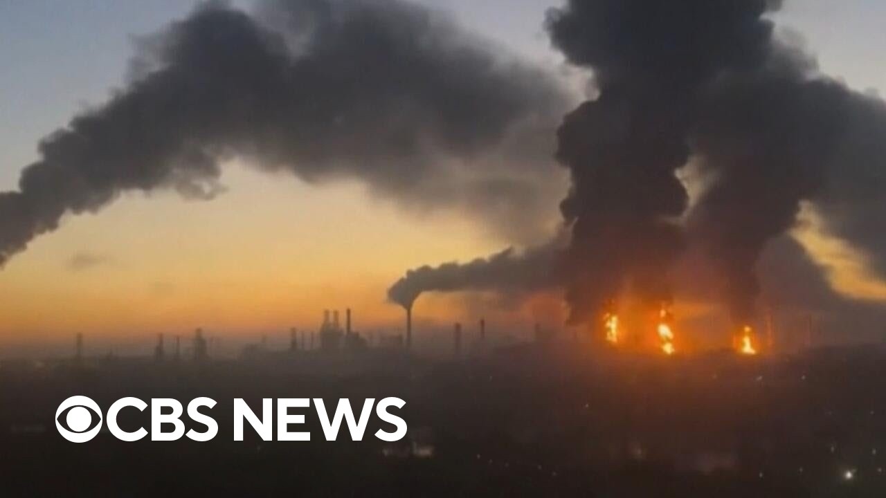 Ukrainian drones slam Moscow