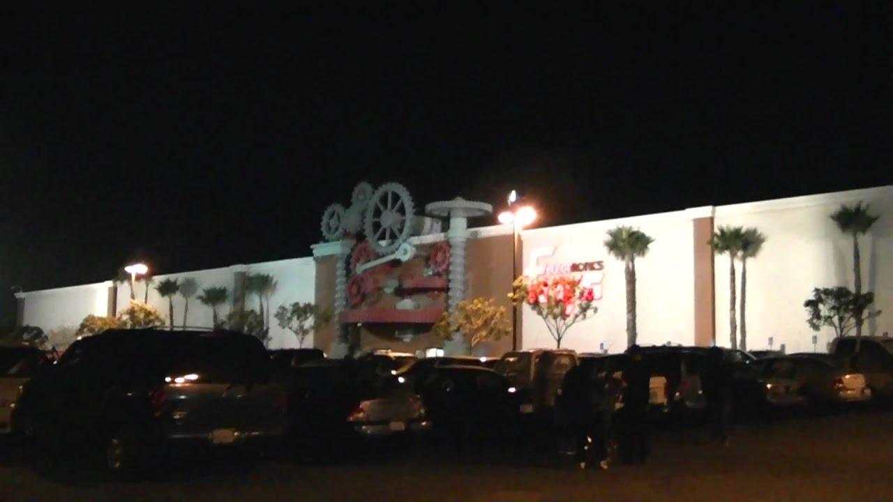Fry's Electronics, City of Industry, Ca.
