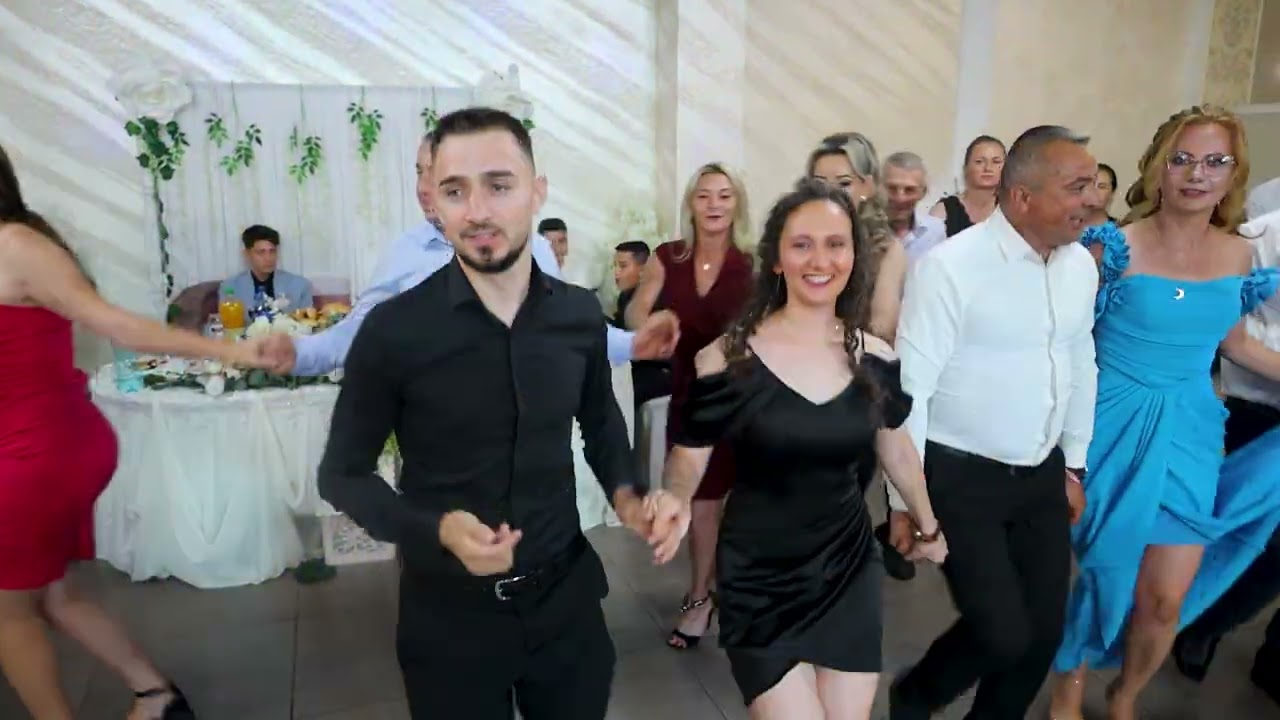 Loredana Țacu și formația Real Music Târgu-Jiu - sârbă
