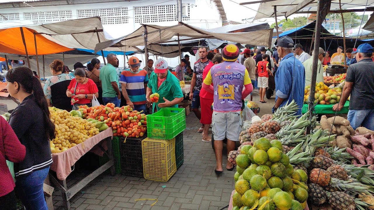 Feira top de São João-PE 1/9/25 Muita alegria, frutas e verduras no preço bom. 