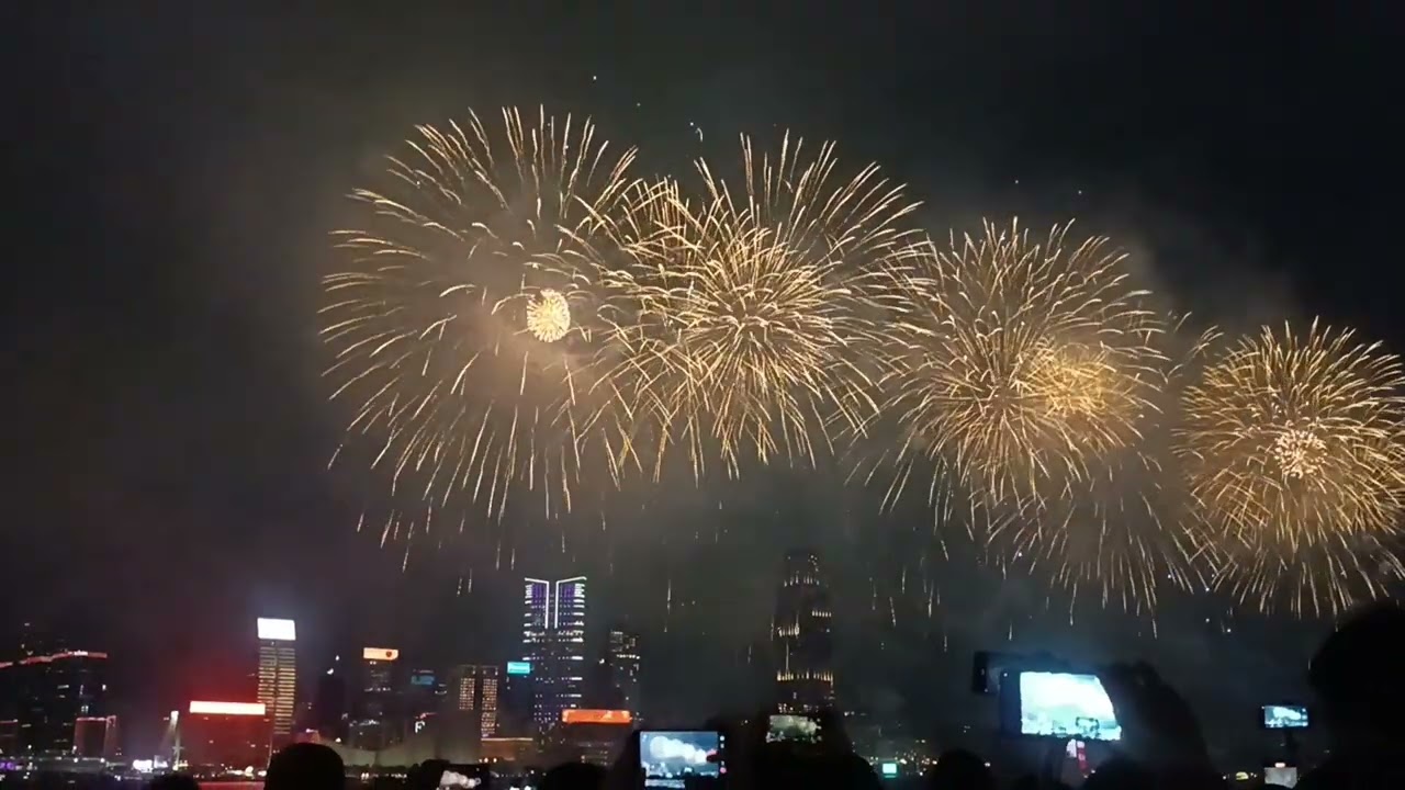 Happy Chinese new year ( Kung hei fat choi ) #lunarnewyear2026 #fireworksdisplay #amazing #HK