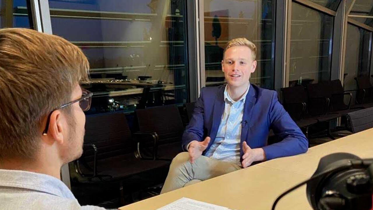 Mit 24 für die SPD im Bundestag Der Start von Jakob Blankenburg in Berlin