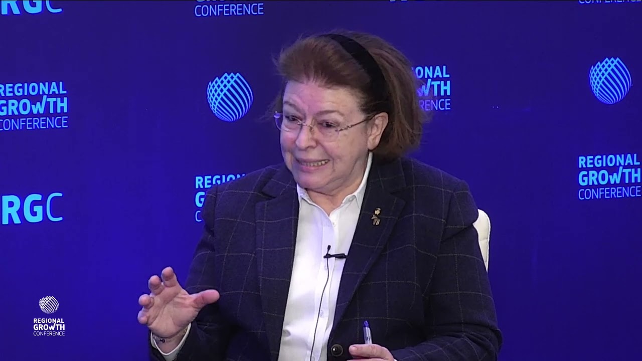 DISCUSSION with Lina Mendoni