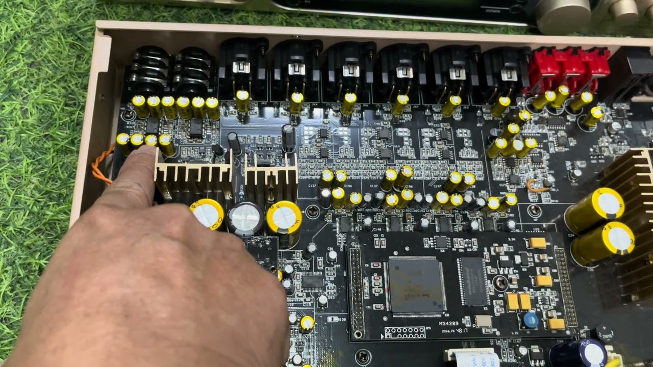X12 bãi xịn Lh.0962.780.688