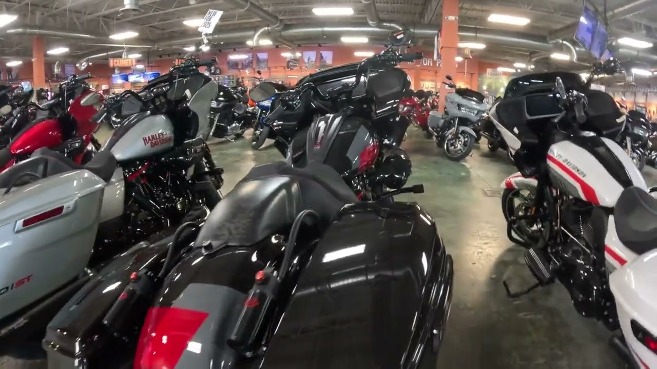 2025 ROAD GLIDES AND MORE CVO,S AND SPECIAL ST,S
