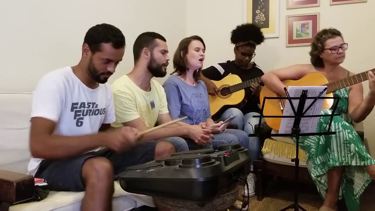 Glória a Deus nas alturas (Comunidade Shalom) (HINO DE LOUVOR / GLÓRIA)