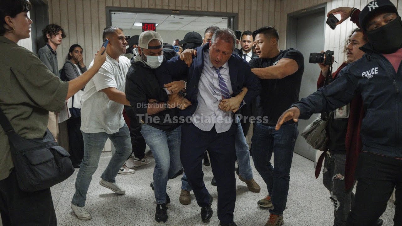 Brad Lander, NYC comptroller and mayoral candidate, is arrested at immigration court