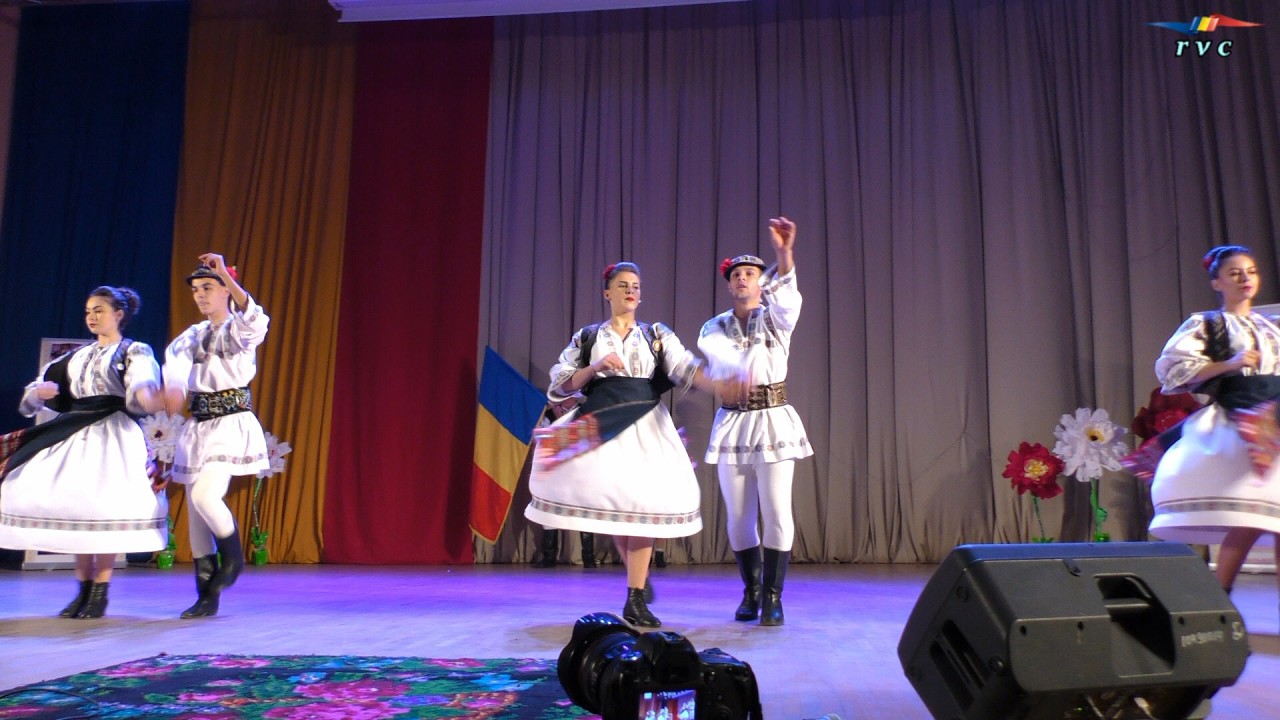 În grădina cu flori multe, 2018...