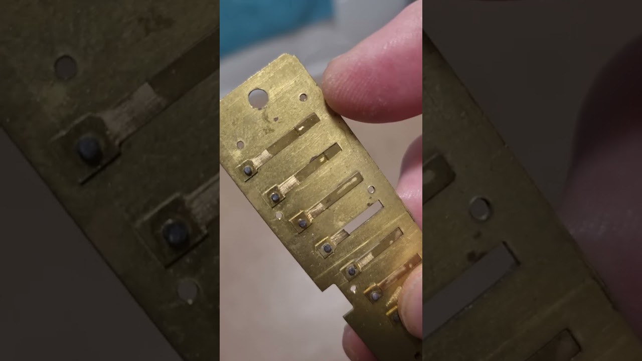 Harmonica reed length , bending, the difference between 1,2,3,4 