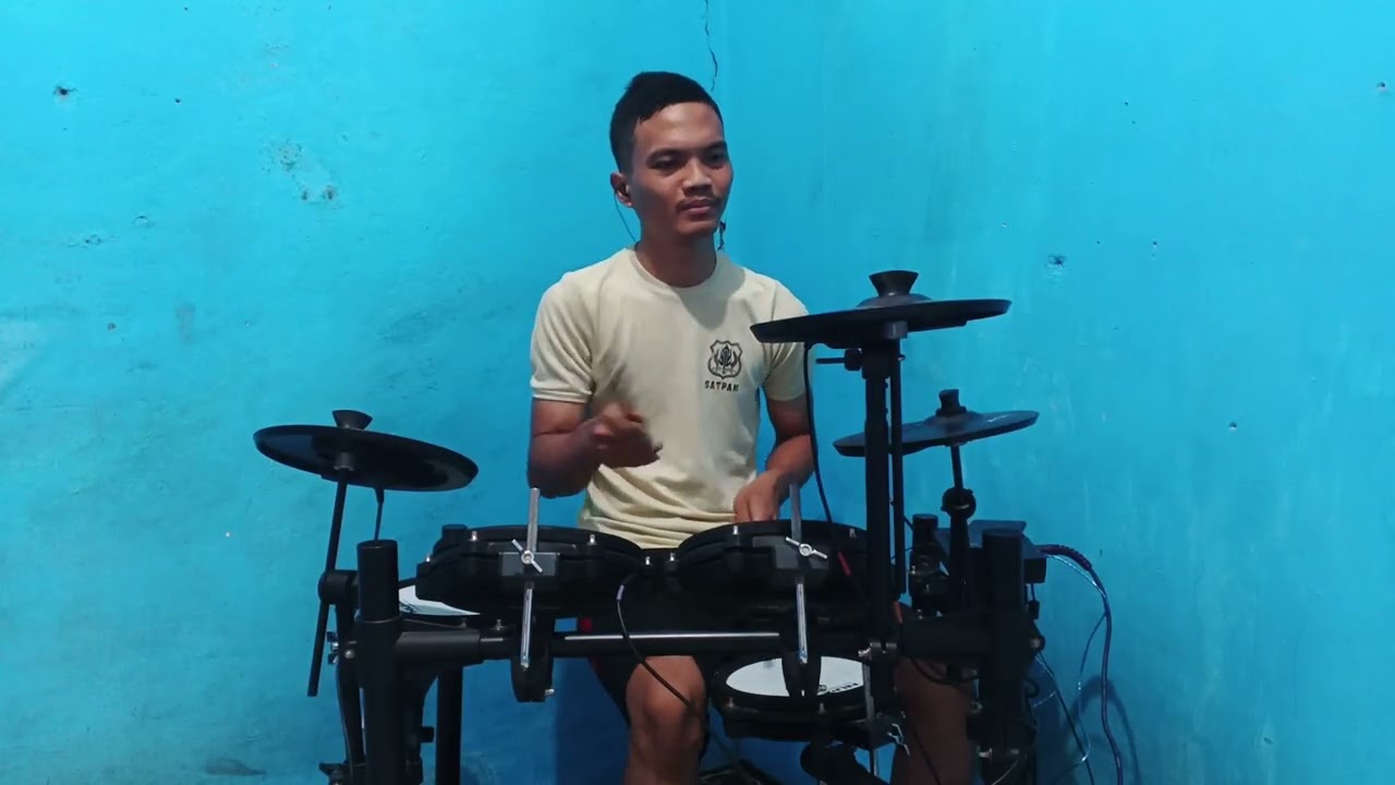 Cover drum padi hitam 