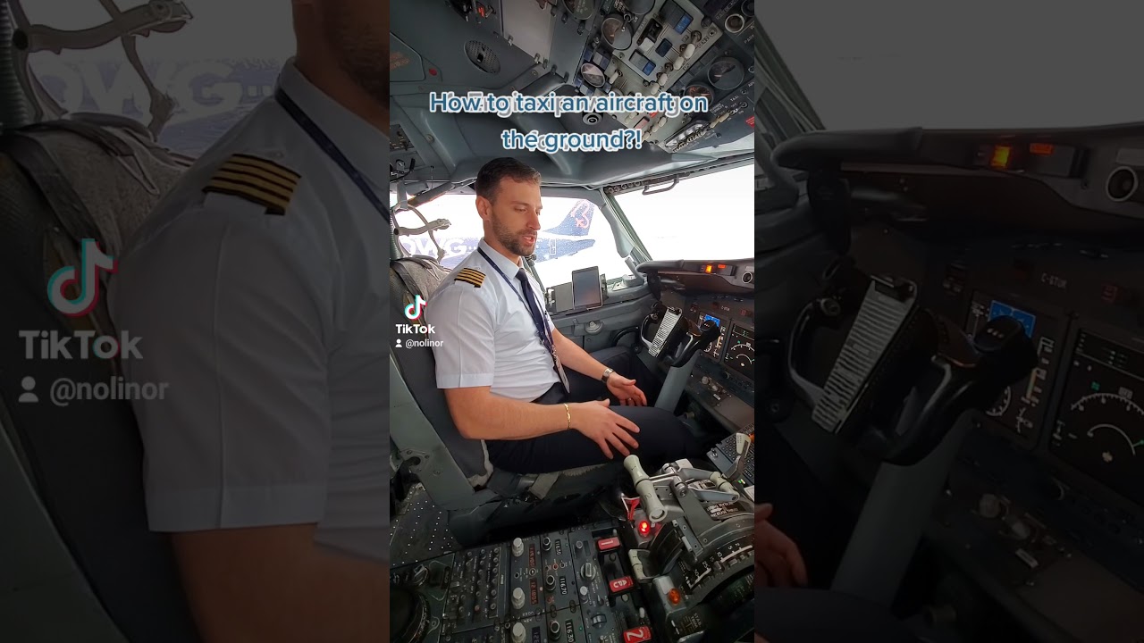How To Taxi A Boeing 737! #short #nolinor