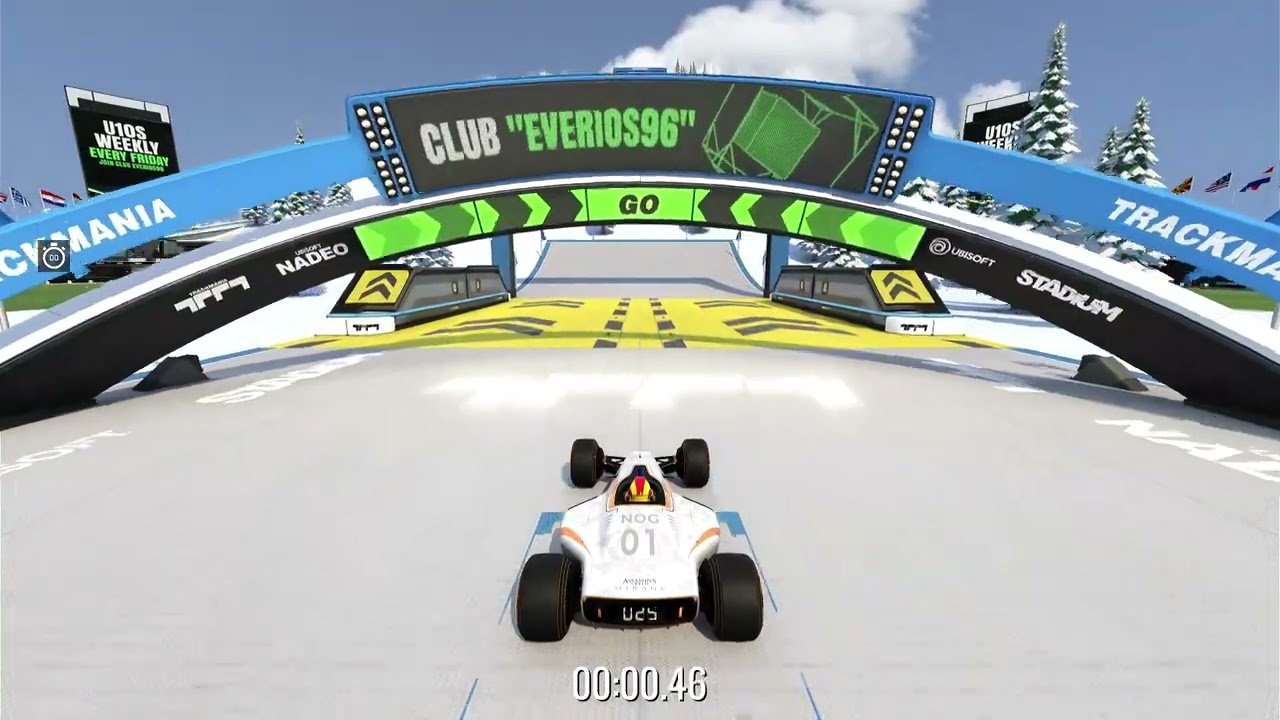 TRACKMANIA - CORRIAMO QUA E LA SULLE UNDER 10 SECONDS!!!
