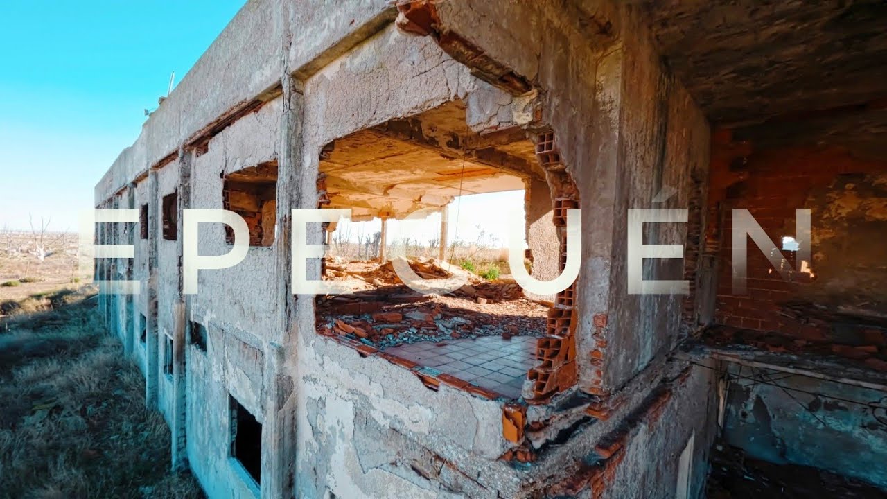 Epecu&eacute;n Ghost Town &bull; FPV Drone 🇦🇷🚁