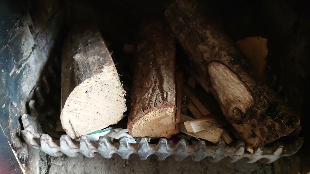 DON'T EMPTY YOUR ASH OUT IF YOU ARE BURNING ONLY WOOD.