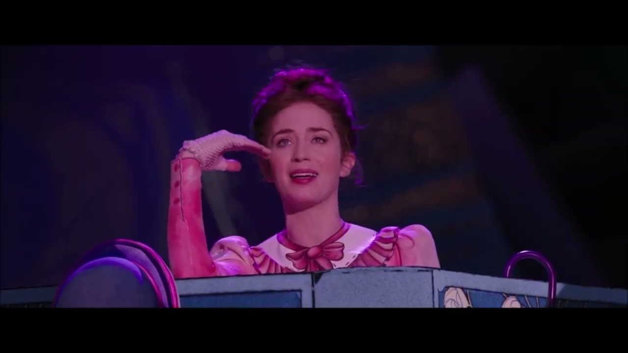 Emily Blunt leg kicking - Mary Poppins Returns (2018)