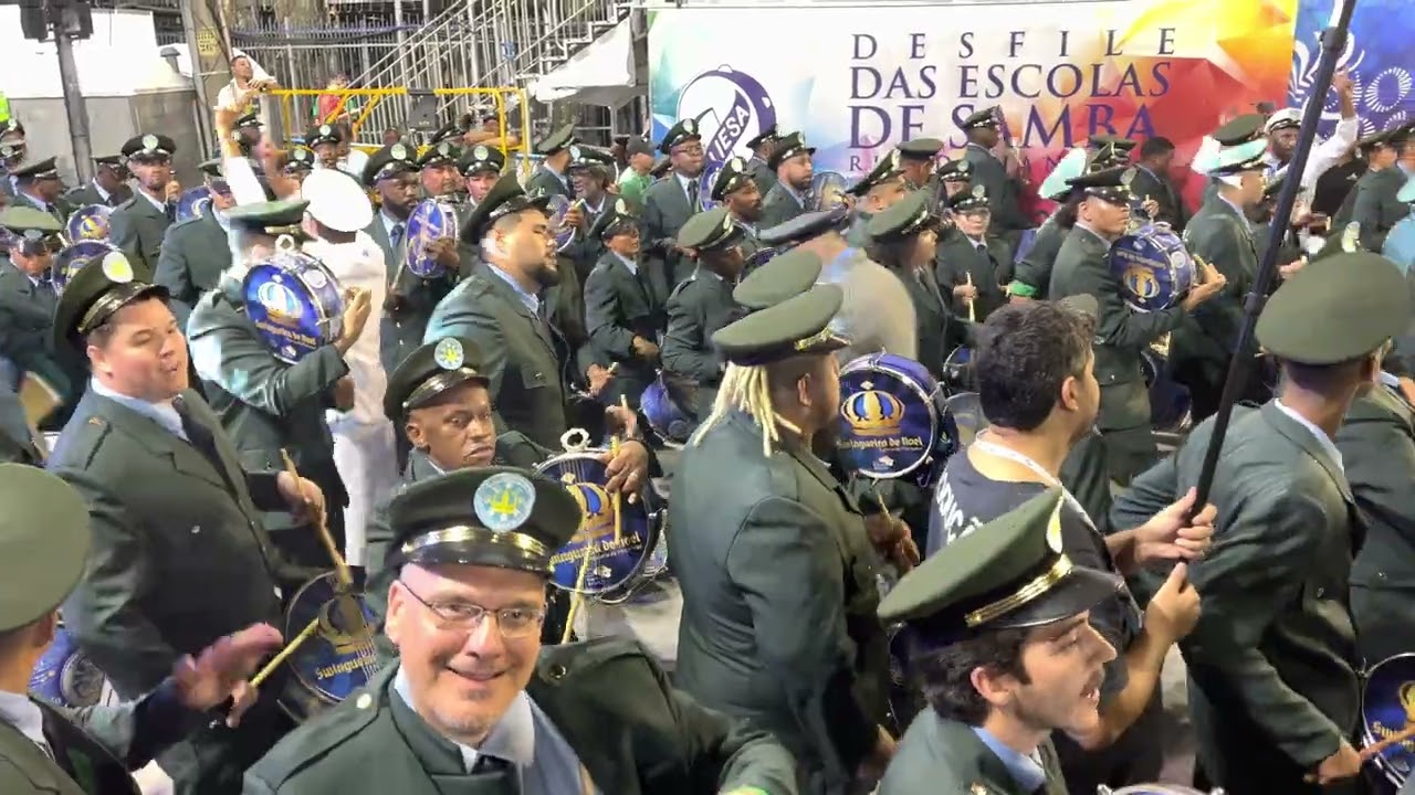 Desfile da Bateria da Vila Isabel 2022
