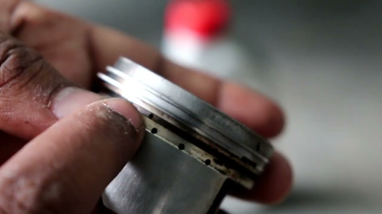 Engine oil consumption reasons