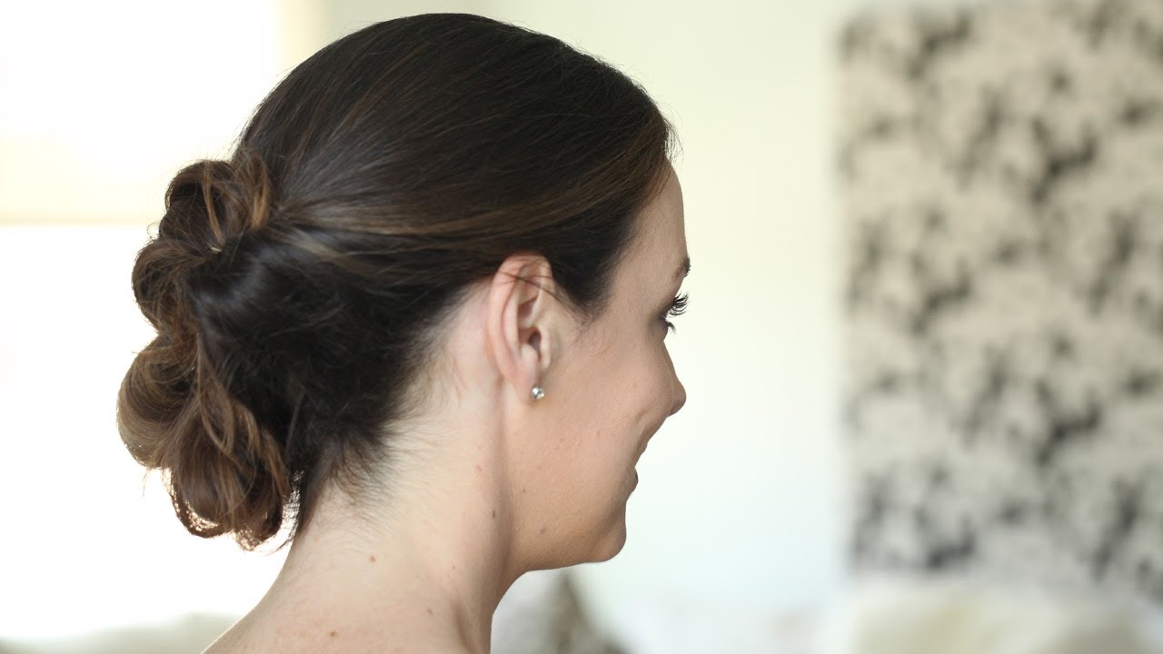 How to Create a Messy Inverted Bun: || KIN BEAUTY