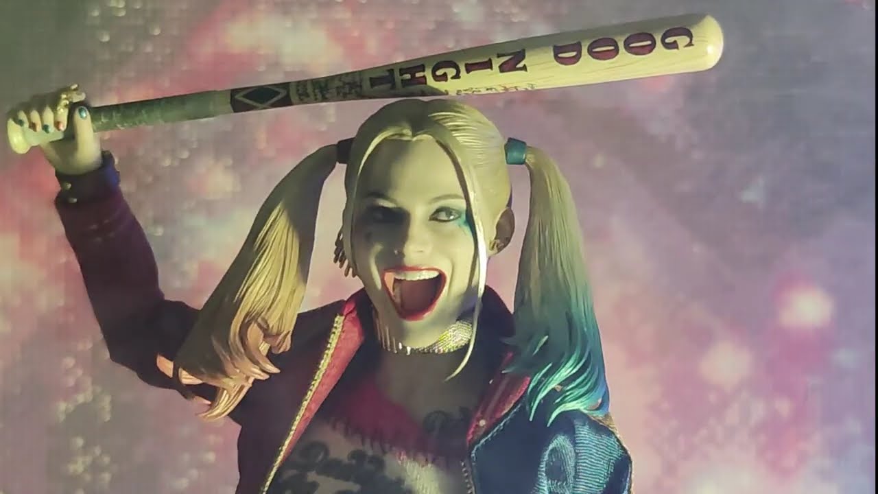 Hot Toys Harley Quinn 1/6 Scale